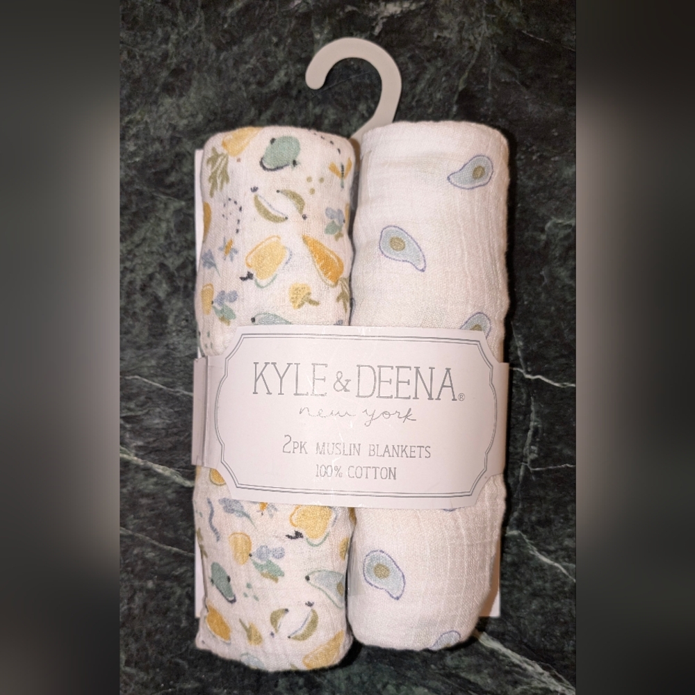 ‼️ SALE ‼️Kyle and Deena Cotton Muslin Cloth Blanket Set